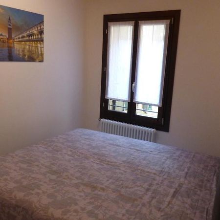 Casa Moderna A Due Passi Da Rialto Apartment Venesia Bagian luar foto